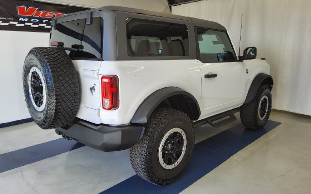 Used 2023 Ford Bronco Big Bend w/ Sasquatch Package AWD/4WD image 3