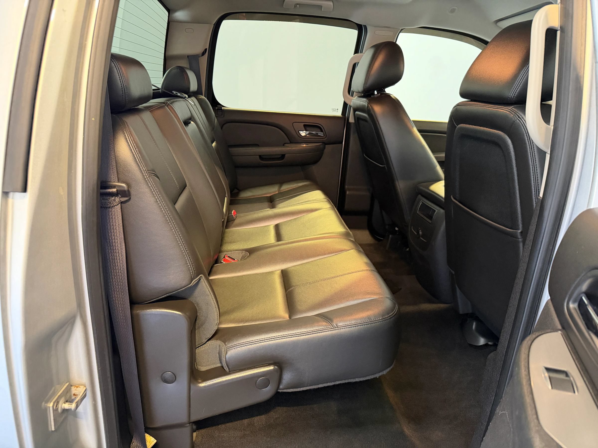 Used 2012 Chevrolet Silverado 1500 LTZ w/ LTZ Plus Package AWD/4WD image 31