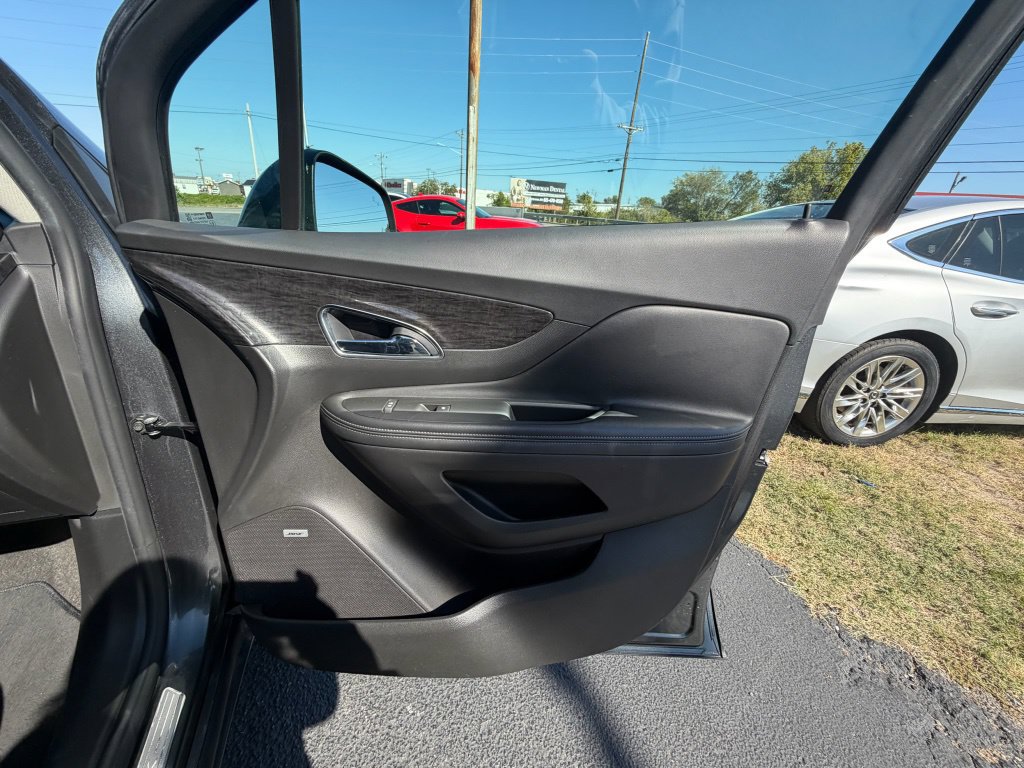 Used 2016 Buick Encore Premium w/ Experience Buick Package FWD image 17