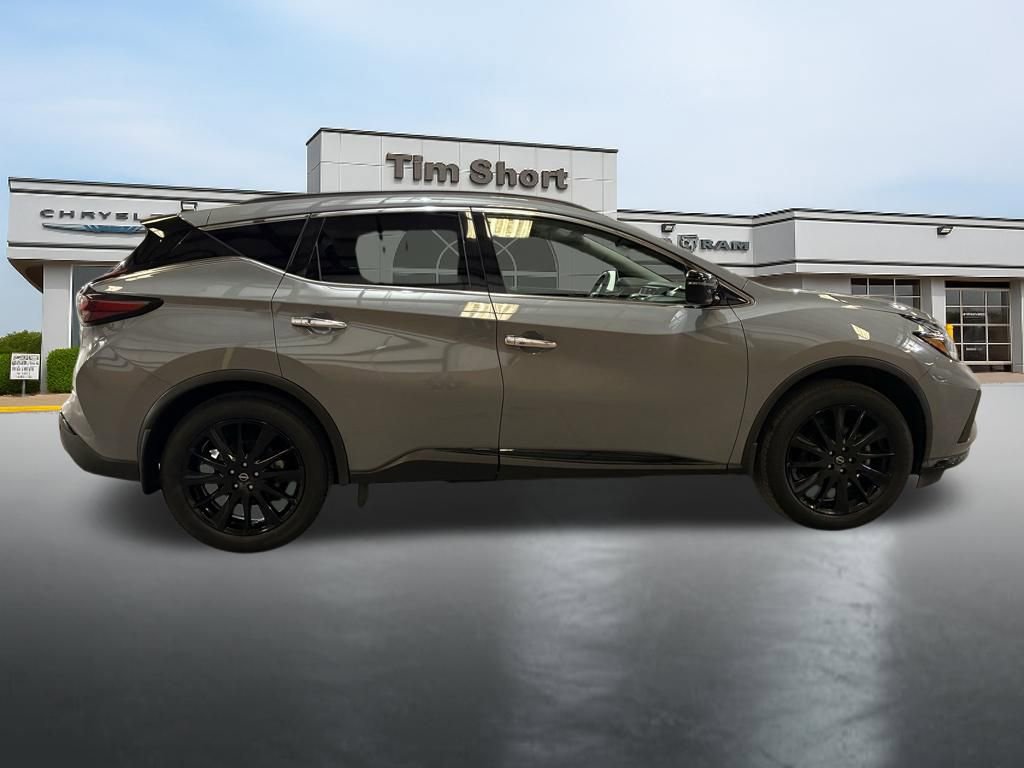 Used 2024 Nissan Murano SV w/ SV Midnight Edition Package image 6