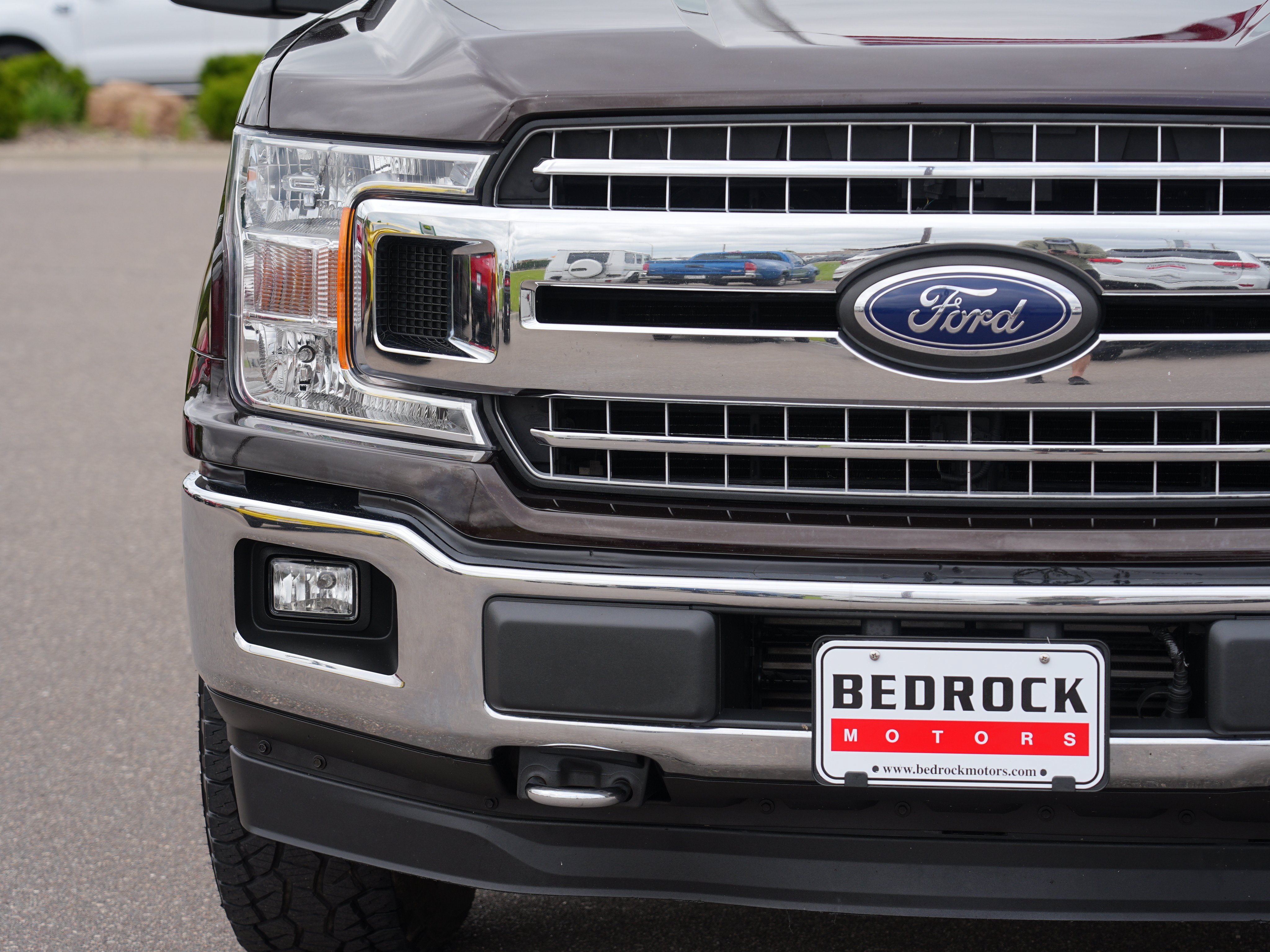 Used 2018 Ford F150 XLT w/ Equipment Group 302A Luxury AWD/4WD image 9