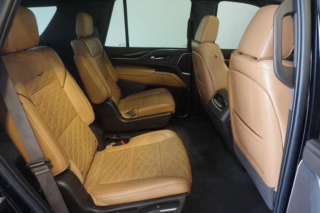 Used 2022 Cadillac Escalade Sport AWD/4WD image 25