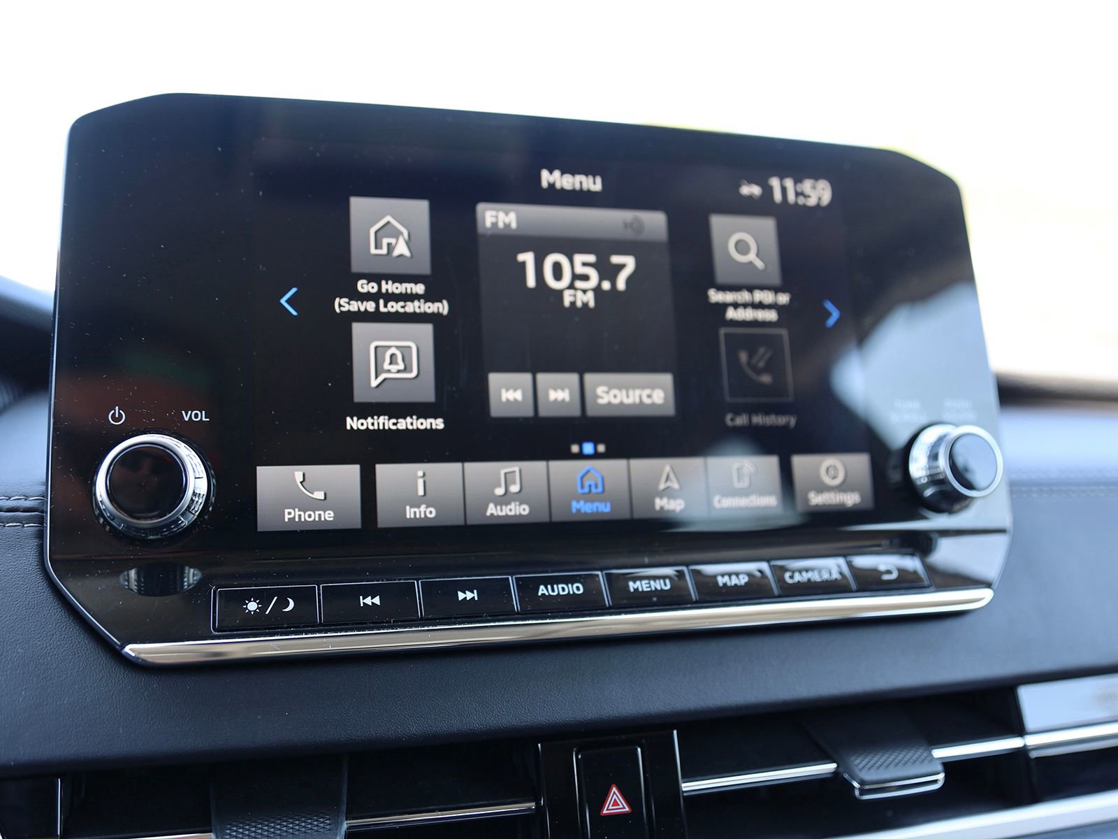 Used 2024 Mitsubishi Outlander 4WD Plug-In Hybrid image 26
