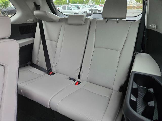 Certified 2026 Toyota Grand Highlander FWD image 11