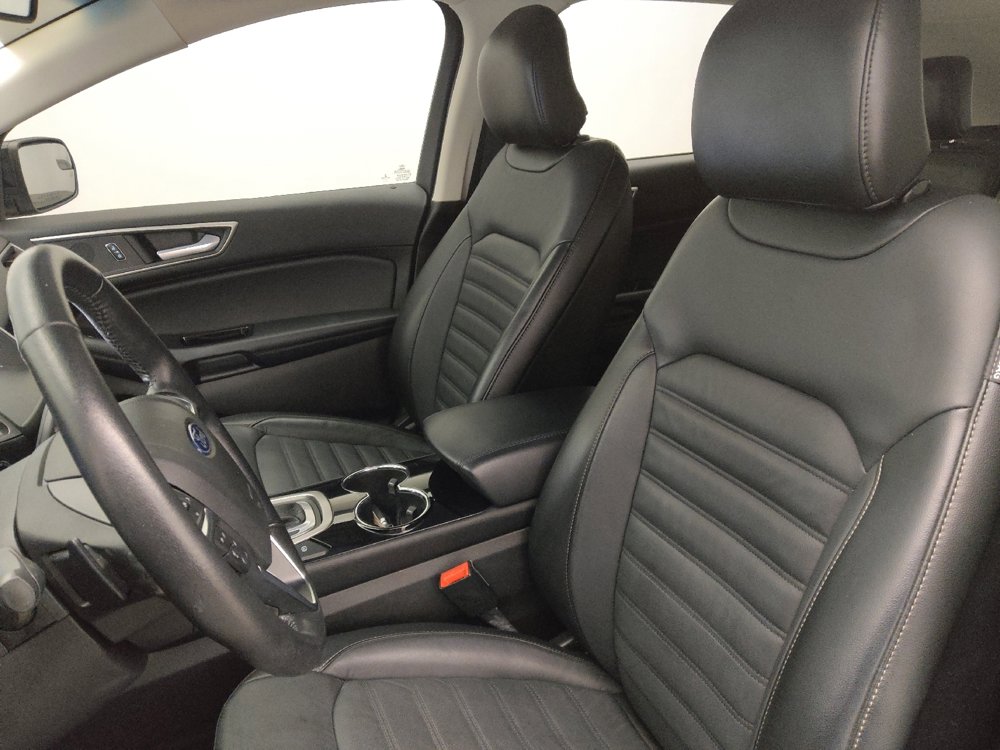 Used 2018 Ford Edge SEL w/ Equipment Group 201A image 17