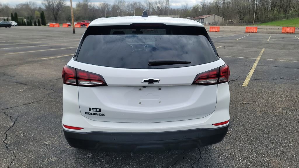 Used 2023 Chevrolet Equinox LS w/ LS Convenience Package FWD image 10