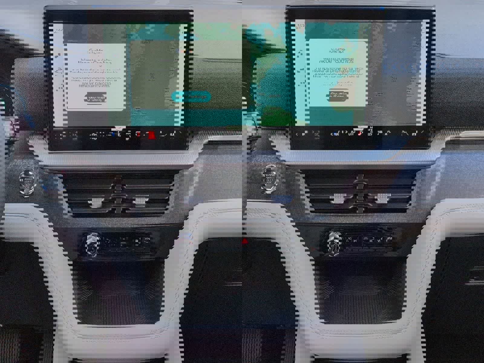 Used 2026 Ford Explorer Platinum w/ LUX Leather Package image 29