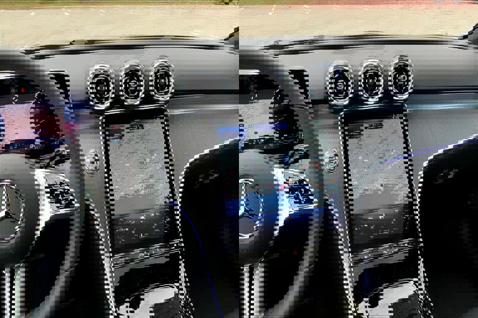 Certified 2026 Mercedes-Benz C 300 4MATIC Sedan image 6