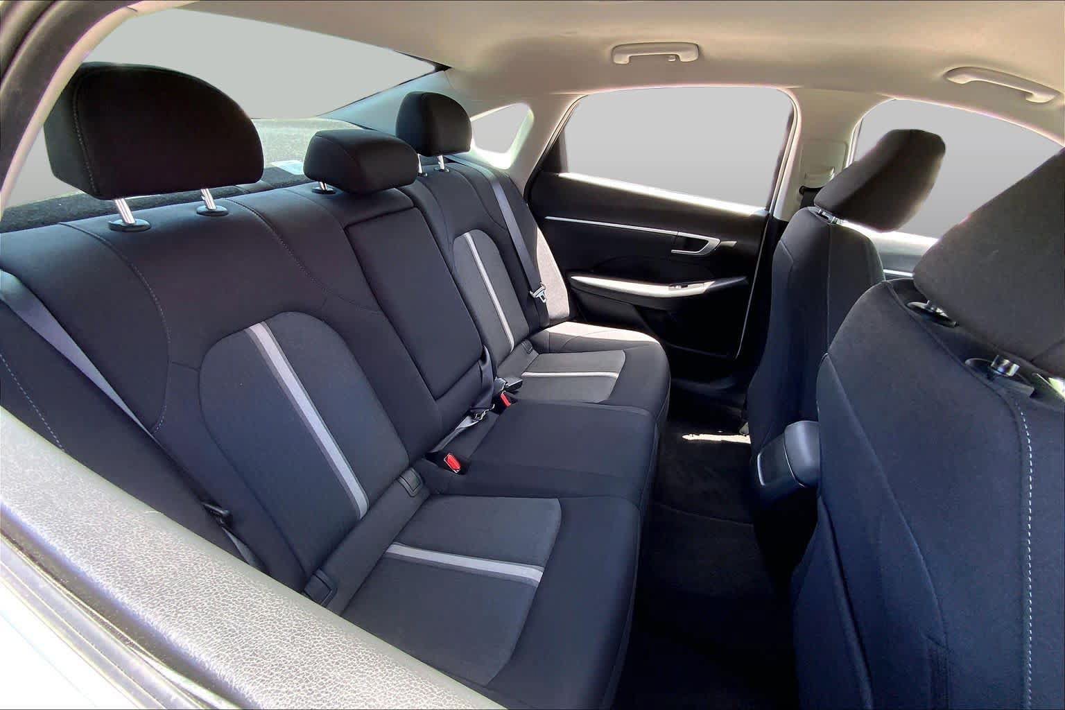 Used 2025 Hyundai Sonata SEL FWD image 18