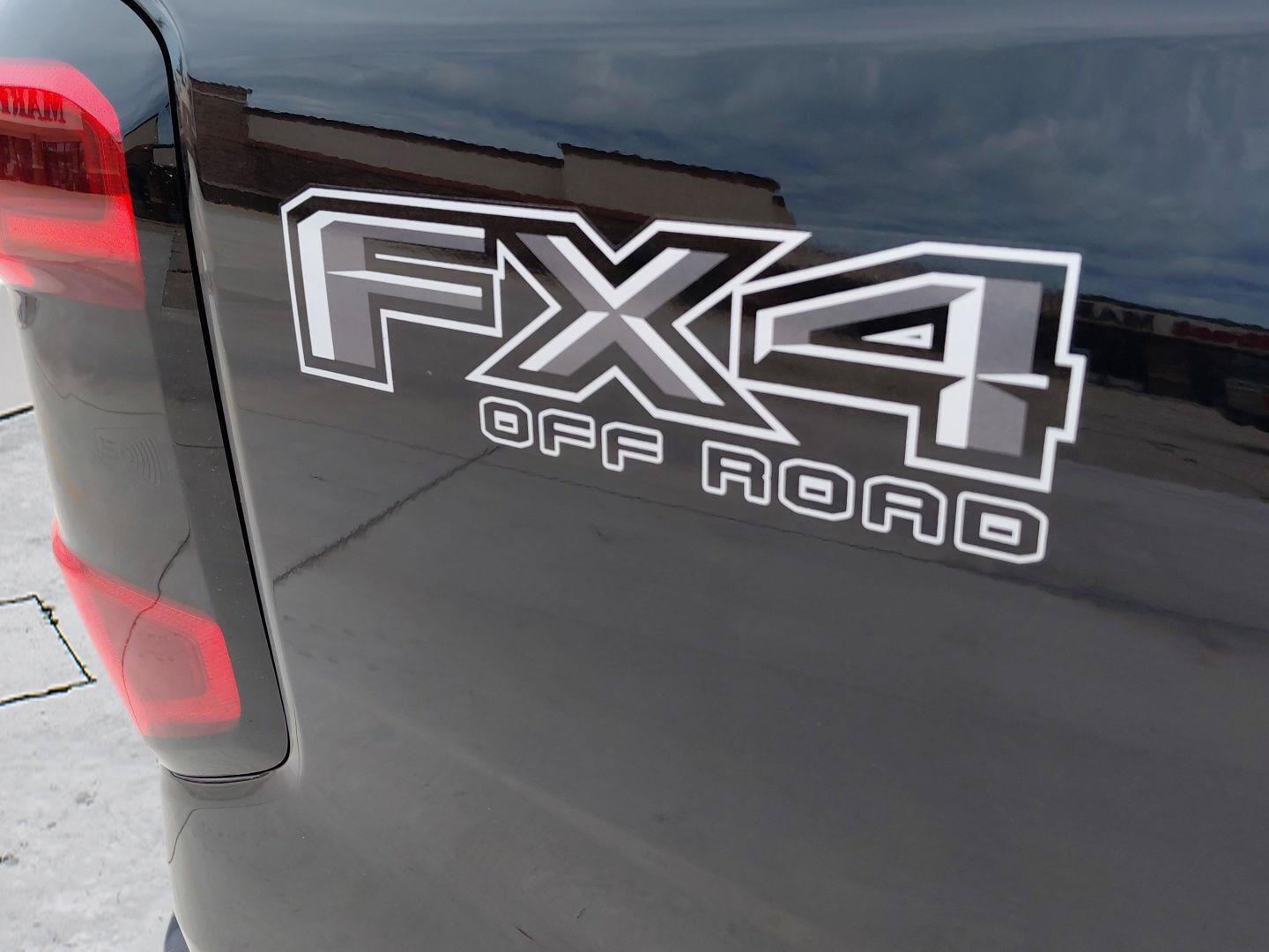 New 2026 Ford Ranger Lariat w/ FX4 Off-Road Package AWD/4WD image 18