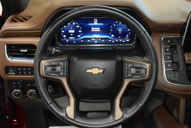 Used 2023 Chevrolet Suburban High Country image 35
