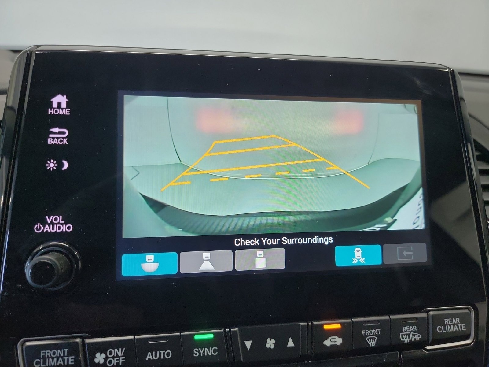 Certified 2023 Honda Odyssey Touring image 23