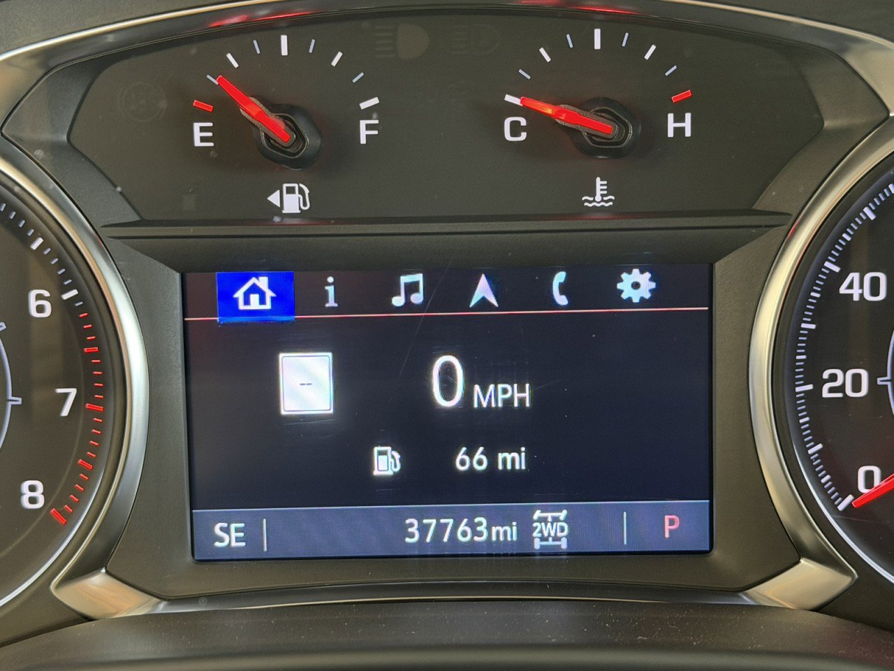 Used 2023 GMC Acadia SLT image 8