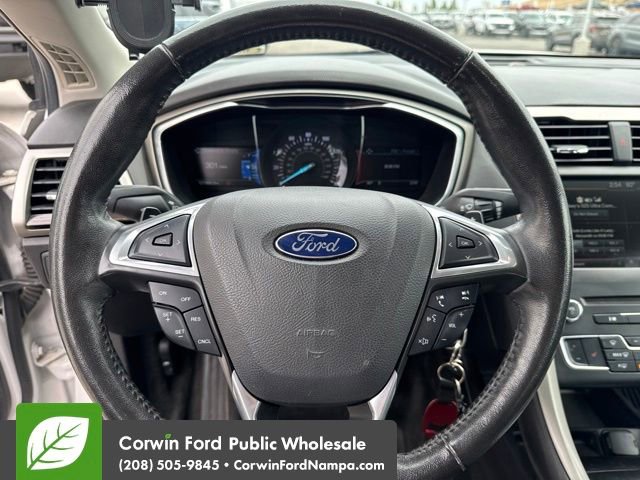 Used 2016 Ford Fusion SE w/ Equipment Group 202A FWD image 7