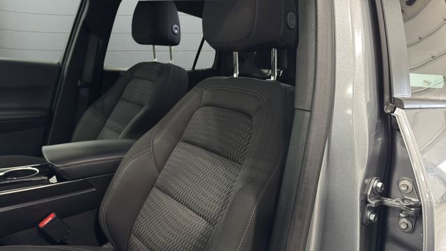 Used 2025 Chevrolet Equinox LT image 21