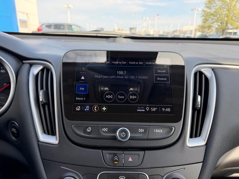 Used 2025 Chevrolet Malibu RS image 13