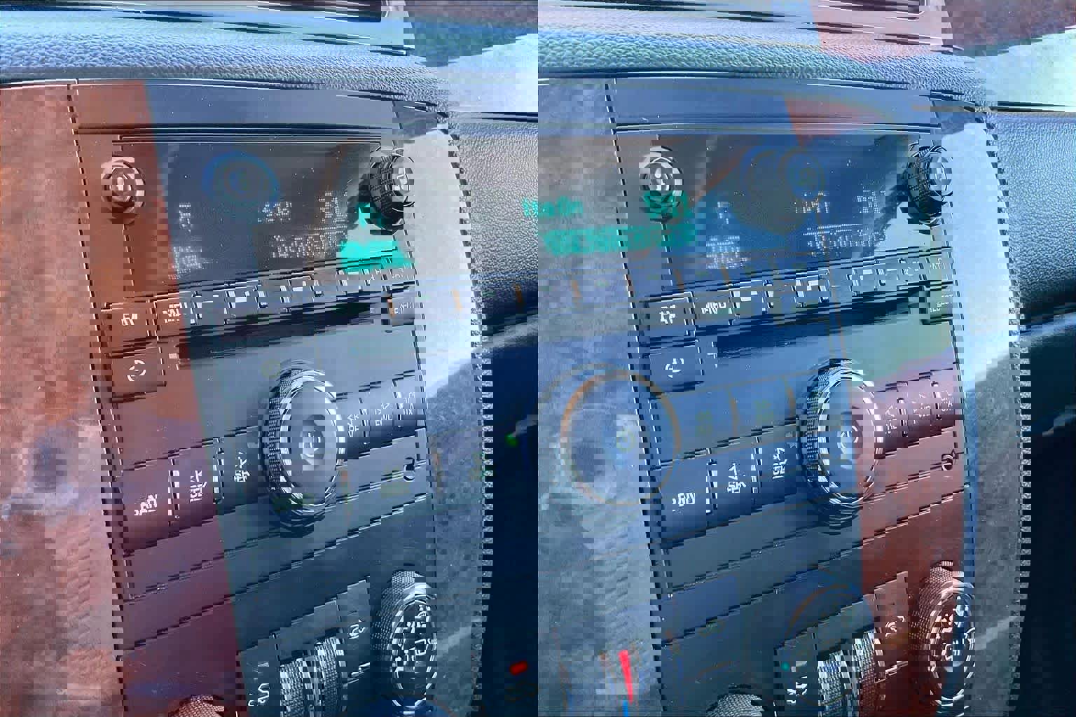 Used 2007 Chevrolet Avalanche LT image 29