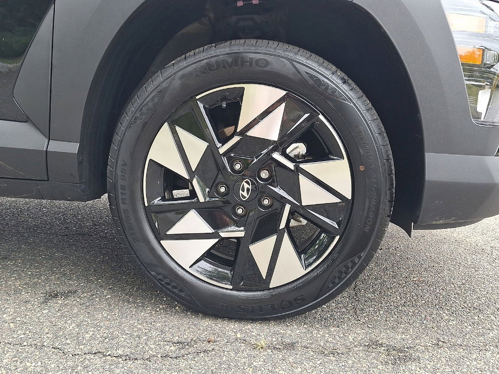 Used 2024 Hyundai Kona SEL w/ Convenience Package image 27