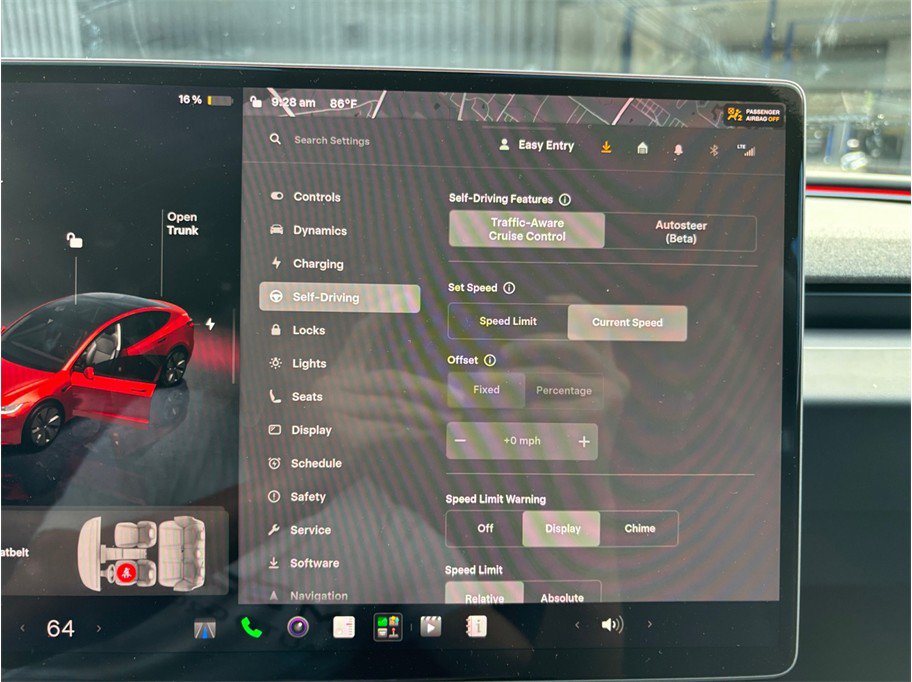 Used 2024 Tesla Model 3 Standard Range RWD image 29