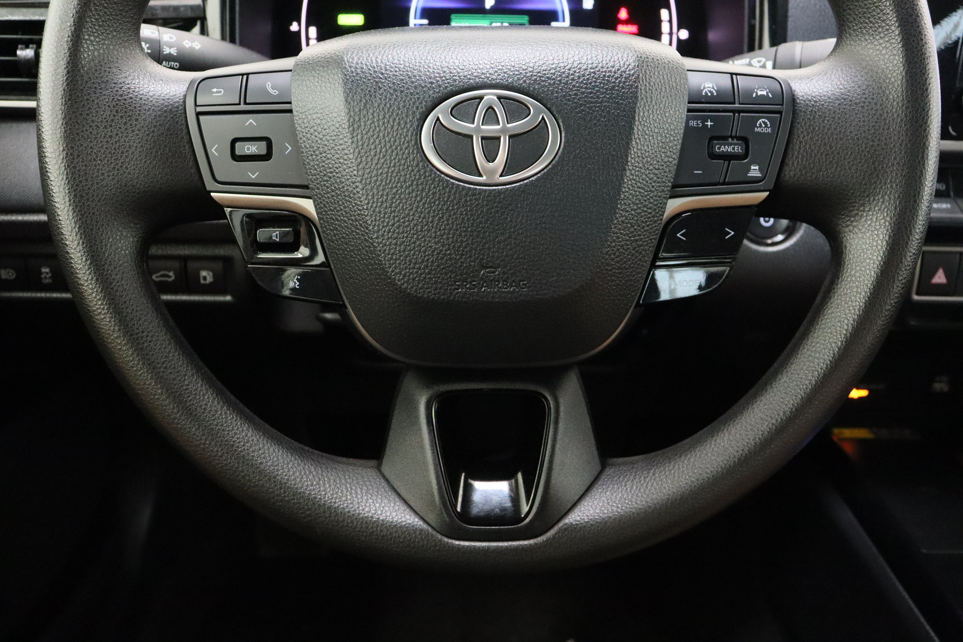 Certified 2025 Toyota Camry LE FWD image 22
