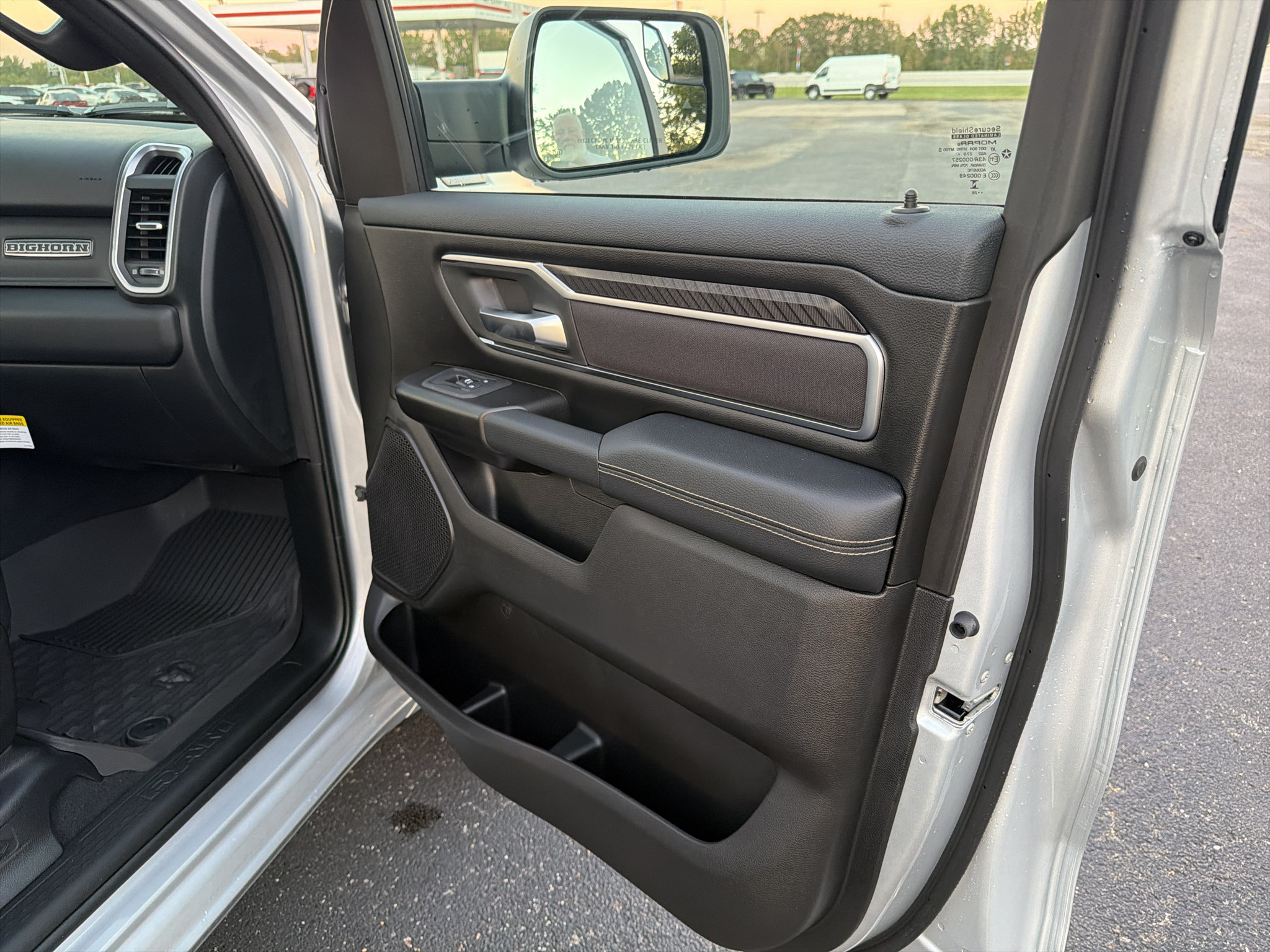 New 2026 RAM 1500 Big Horn AWD/4WD image 23