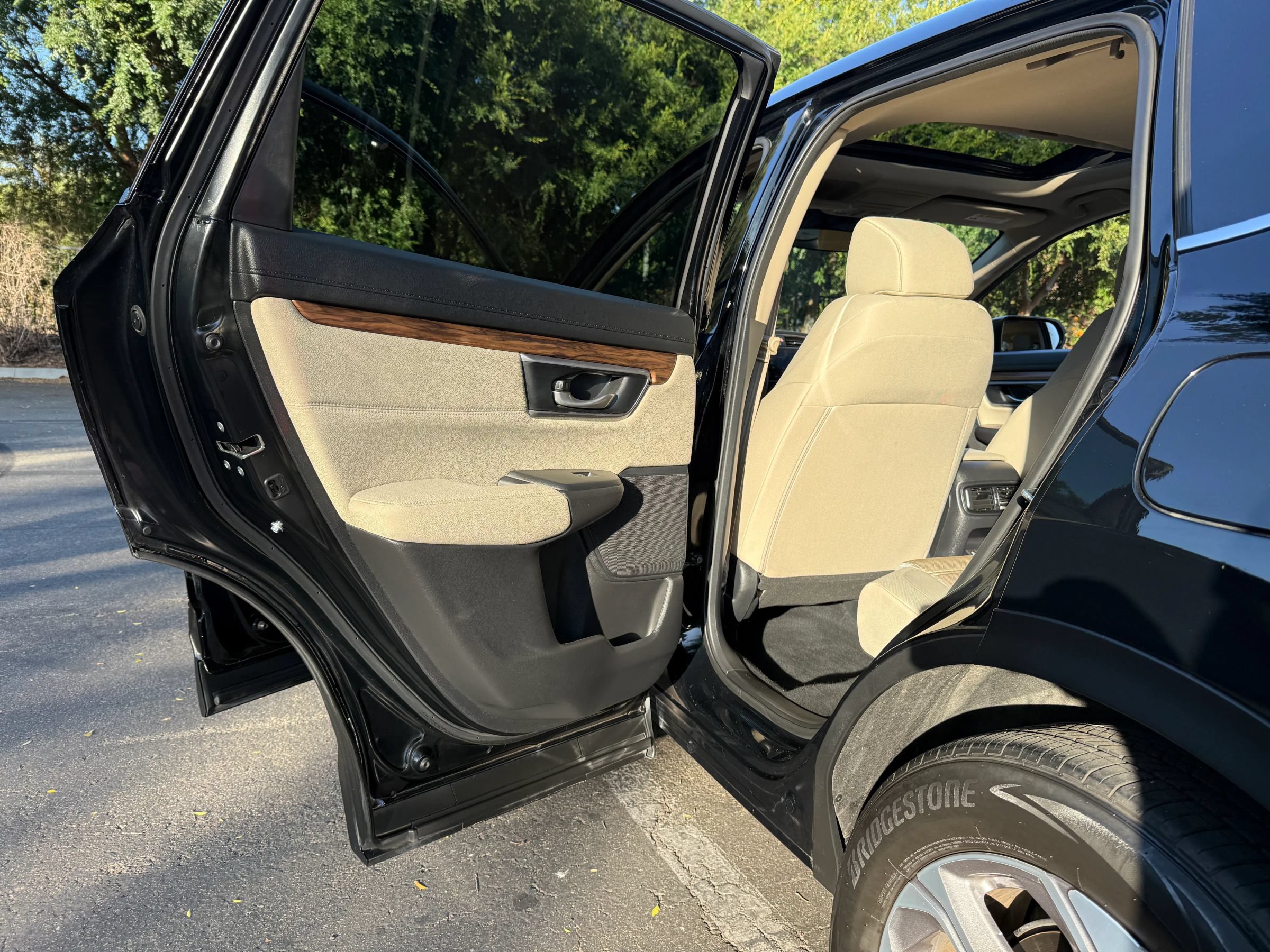 Used 2018 Honda CR-V EX image 27