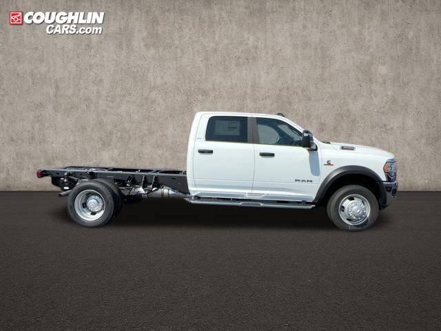 New 2023 RAM 4500 SLT w/ Quick Order Package 2YG SLT AWD/4WD image 9