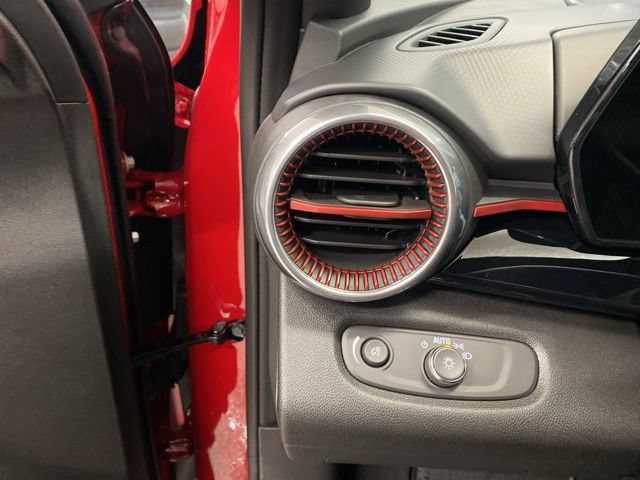 New 2026 Chevrolet Trax RS w/ Sunroof Package FWD image 10