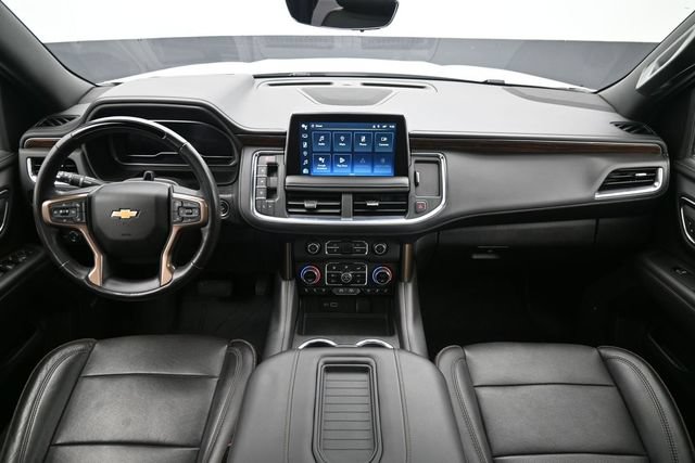 Used 2023 Chevrolet Suburban High Country w/ Advanced Technology Package AWD/4WD image 22