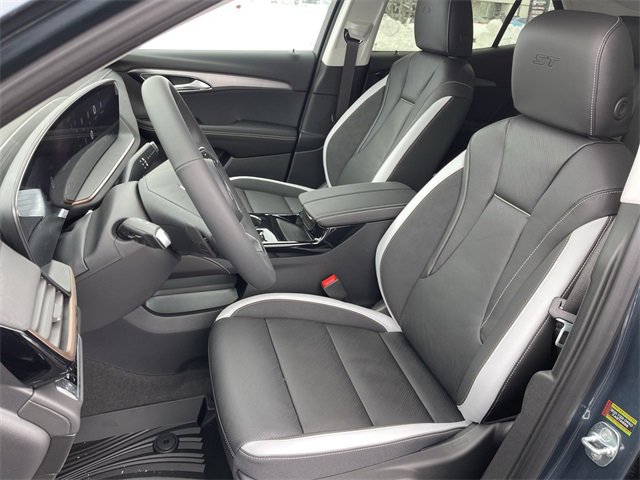 New 2026 Buick Envision Sport Touring image 11