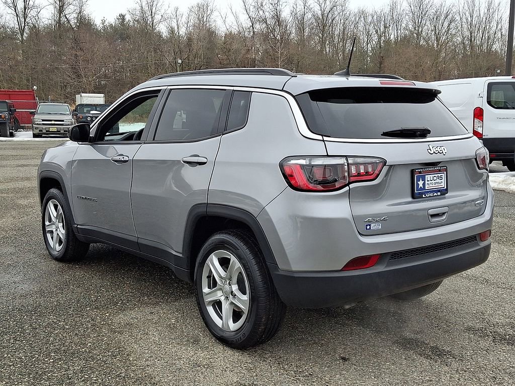 Used 2023 Jeep Compass Latitude w/ Convenience Group image 8