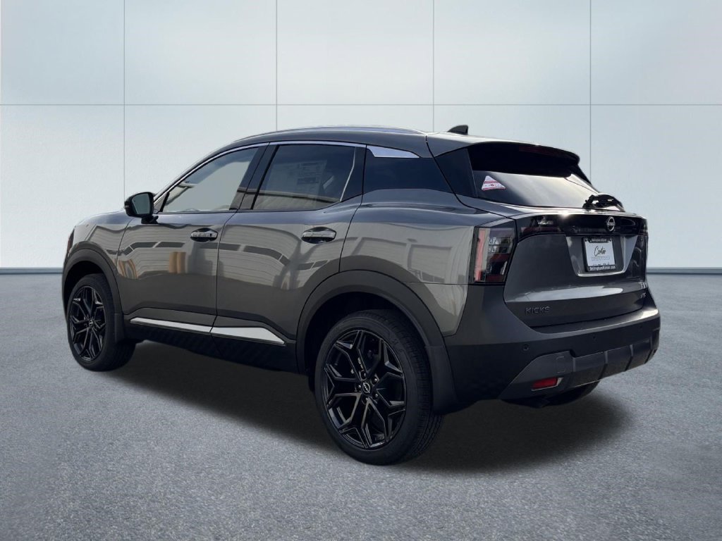 New 2027 Nissan Kicks SR w/ SR Premium Package AWD/4WD image 5