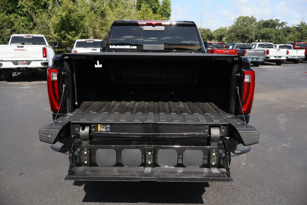 Certified 2025 GMC Sierra 3500 SLT w/ SLT Premium Package AWD/4WD image 27