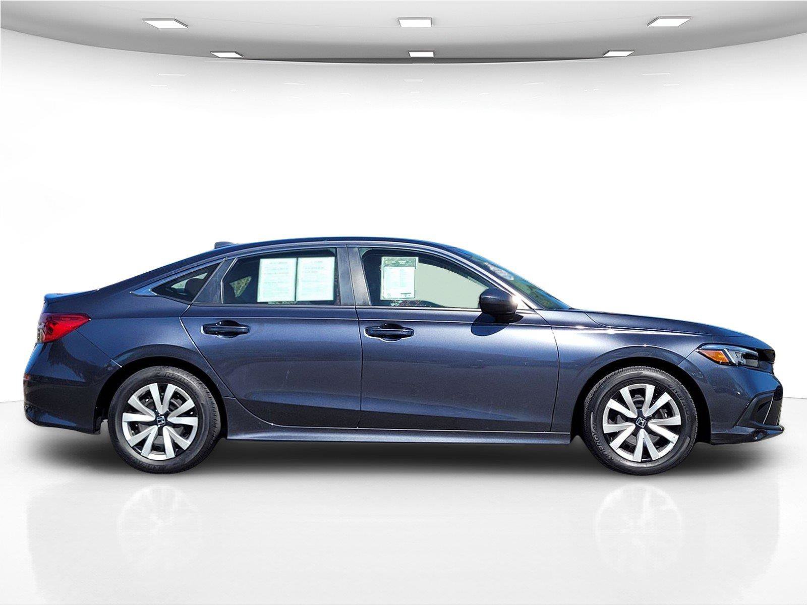 Used 2022 Honda Civic LX image 5