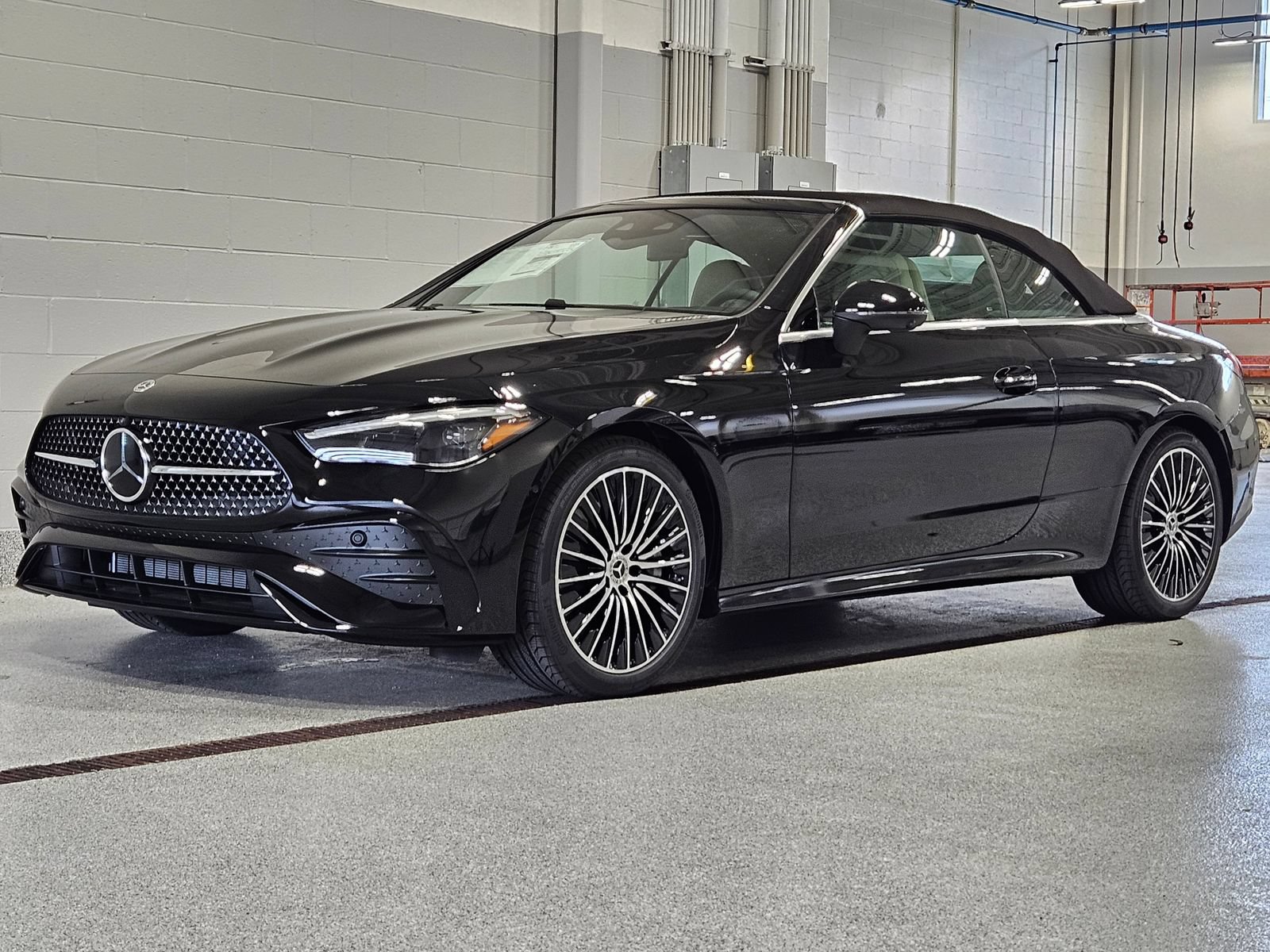 New 2027 Mercedes-Benz CLE 450 4MATIC Cabriolet image 8