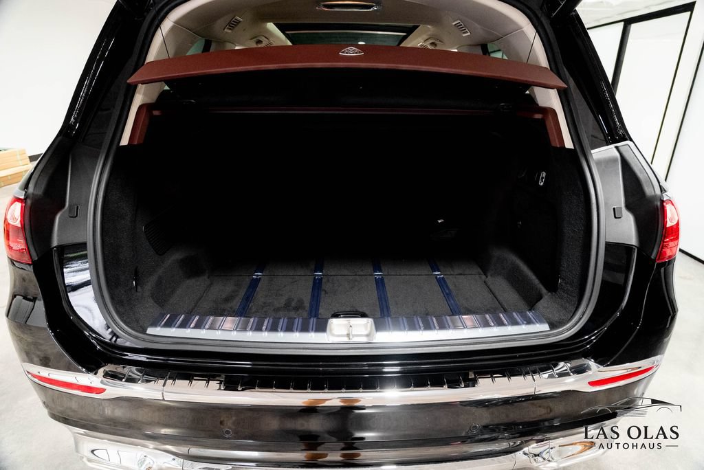 Used 2026 Mercedes-Benz Maybach GLS 600 4MATIC image 12
