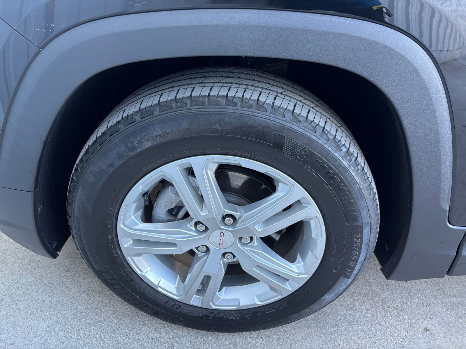 Used 2022 GMC Terrain SLE w/ Driver Convenience Package image 12