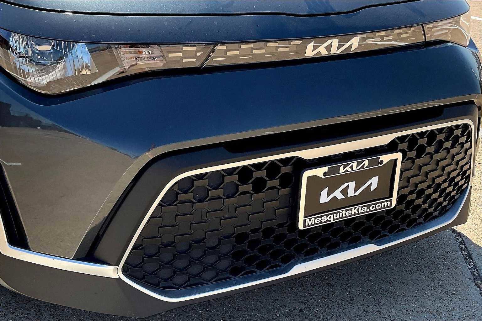Certified 2023 Kia Soul LX image 31