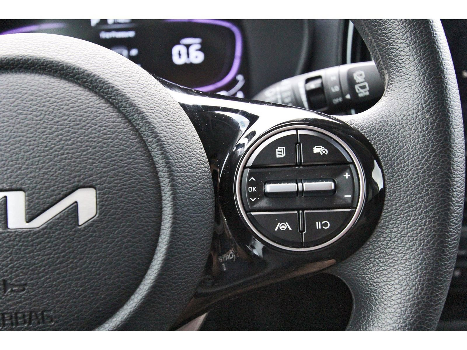 Used 2025 Kia Soul S FWD image 20
