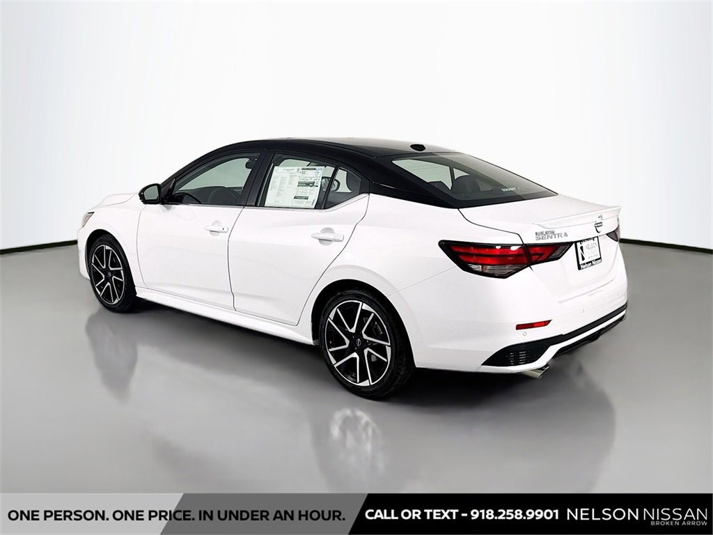 New 2025 Nissan Sentra SR w/ SR Premium Package image 7