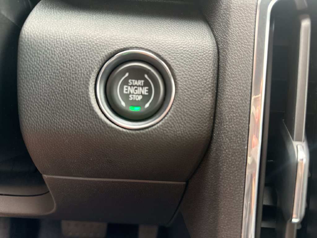 New 2026 GMC Acadia Elevation w/ Black Edition AWD/4WD image 17