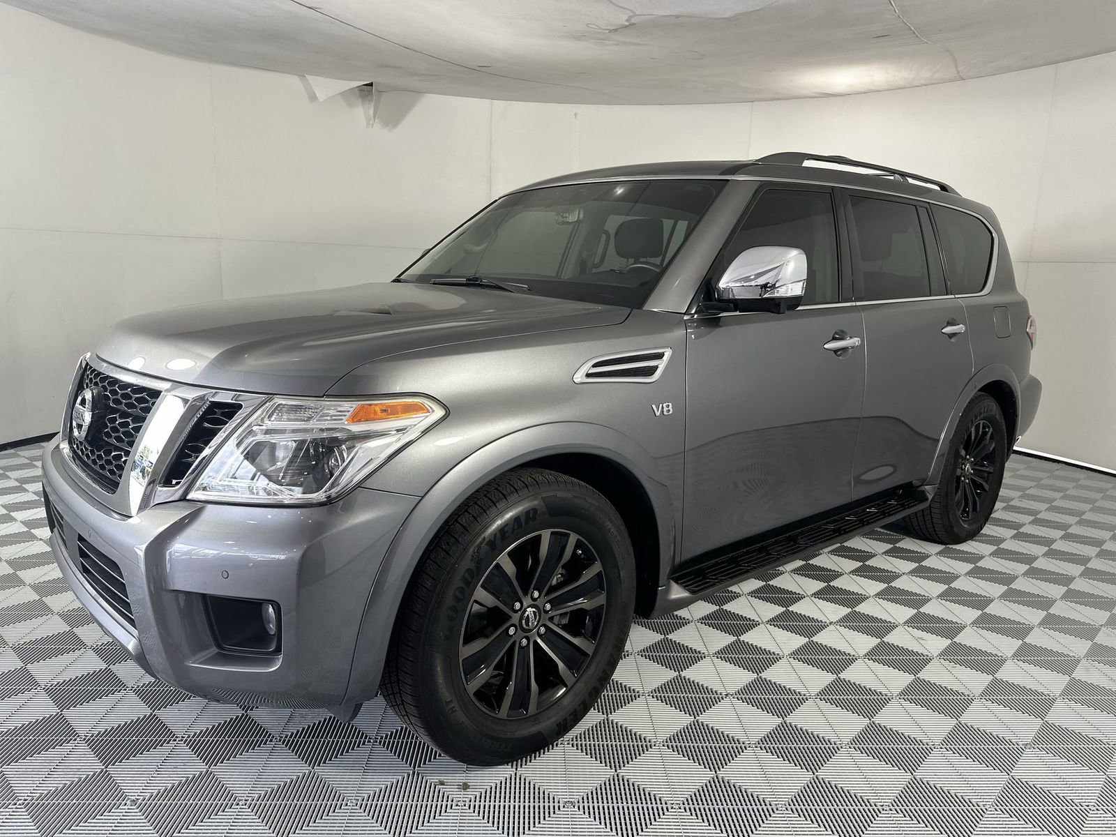Used 2020 Nissan Armada Platinum w/ Captain's Chairs Package image 4