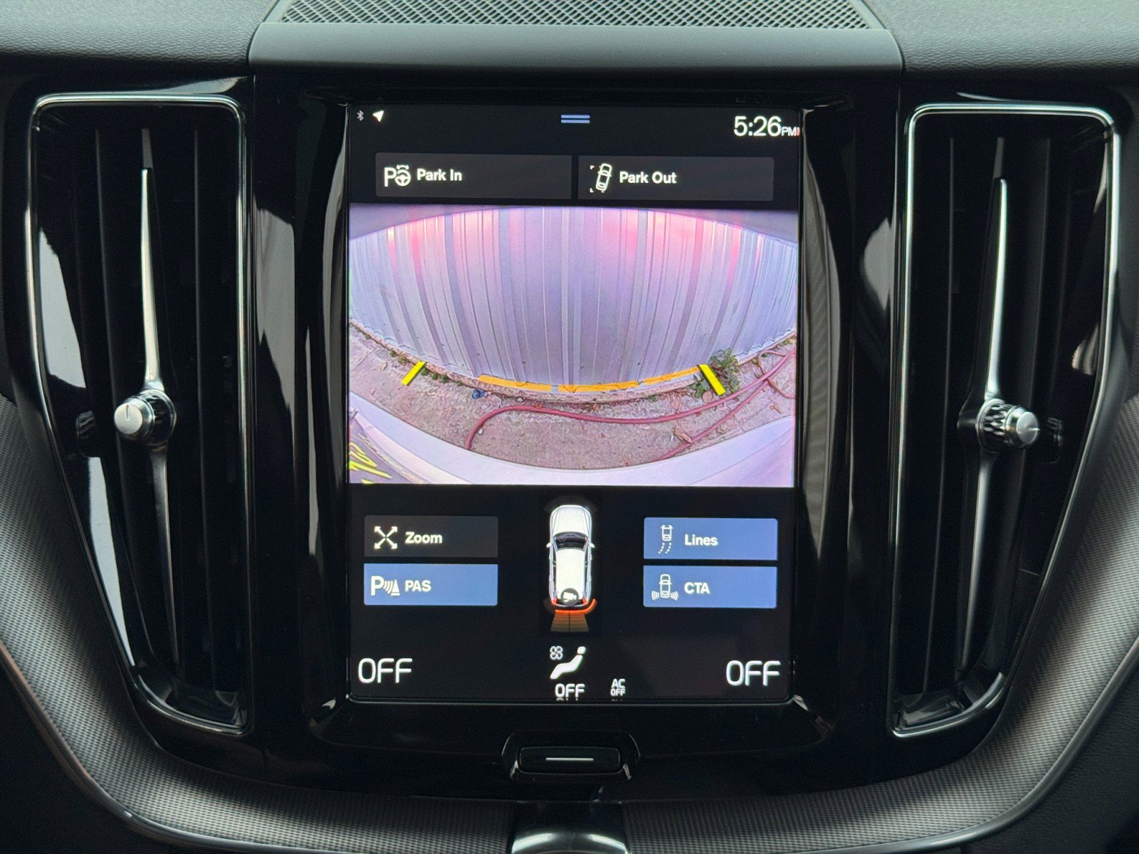 Used 2019 Volvo XC60 T5 R-Design w/ Protection Package image 28