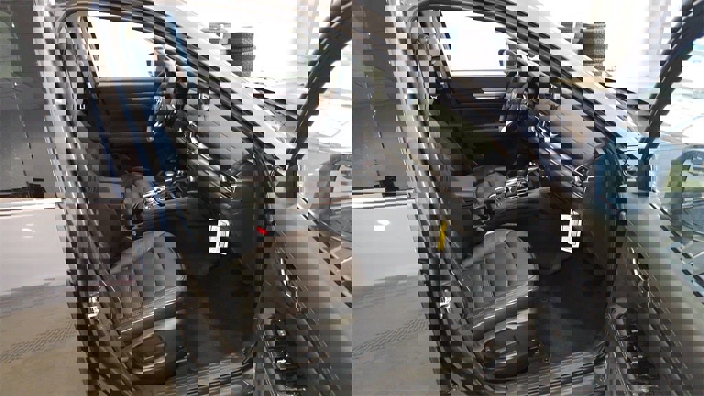 New 2025 MAZDA CX-5 AWD 2.5 S w/ Premium Plus Pkg image 18