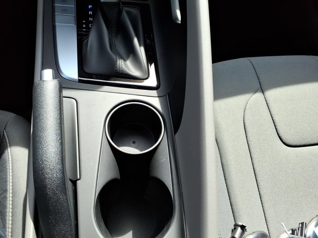 New 2026 Hyundai Elantra Sport FWD image 22