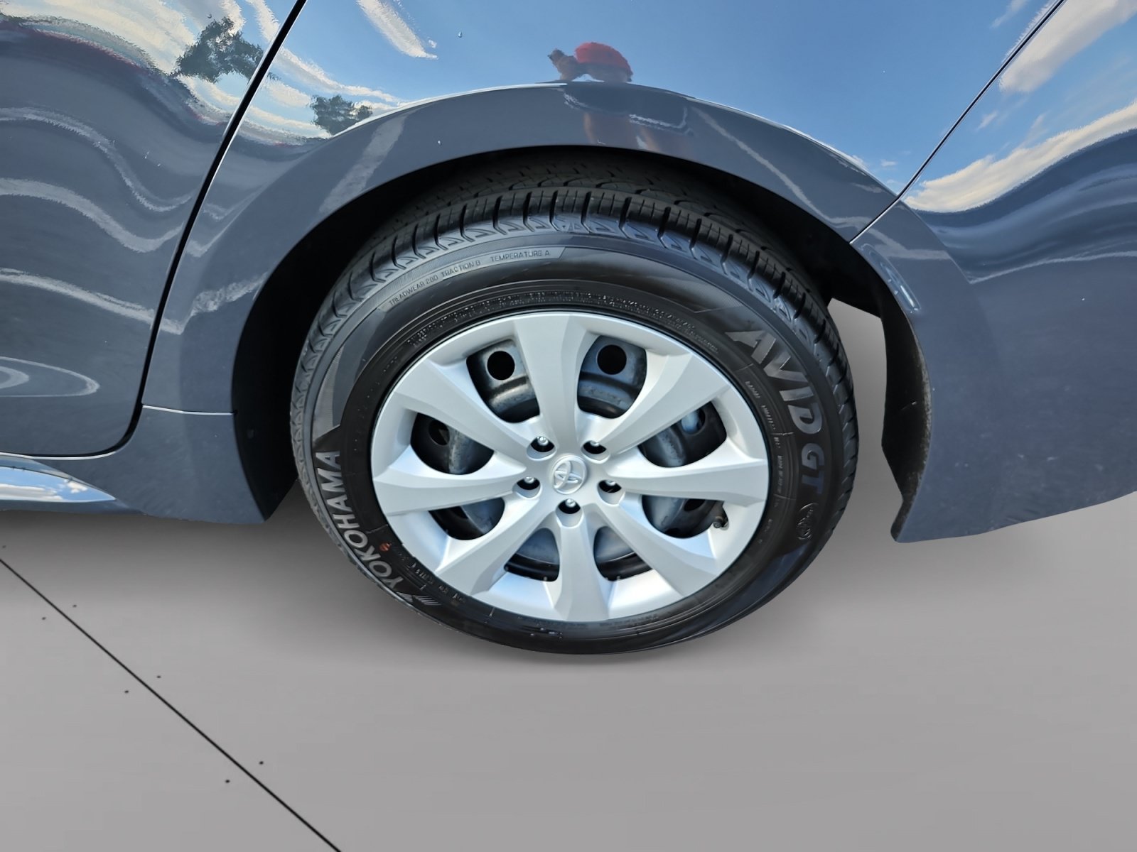 Used 2026 Toyota Corolla LE FWD image 14