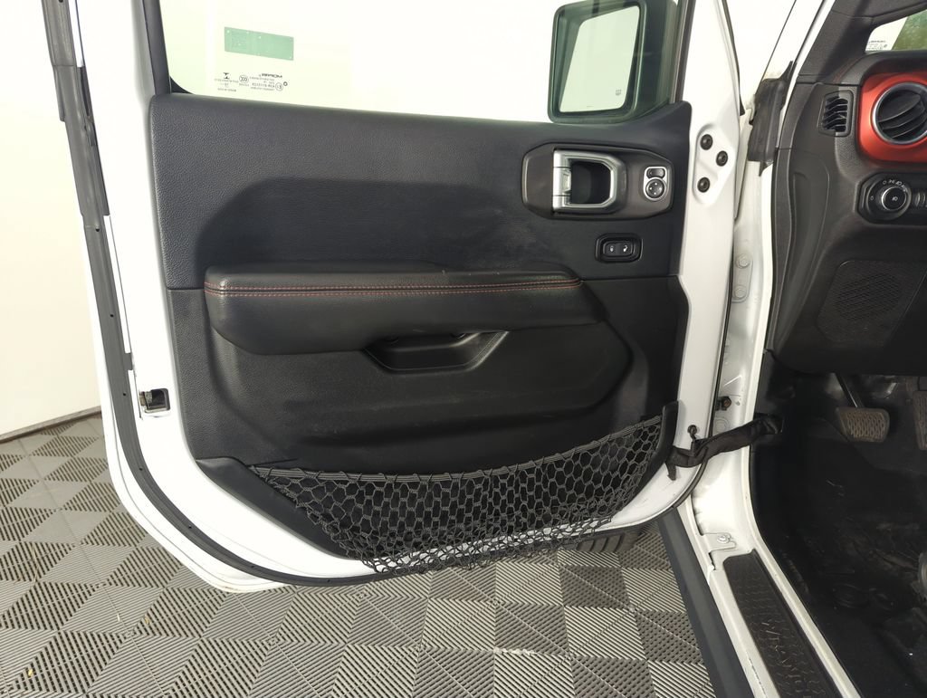 Used 2019 Jeep Wrangler Unlimited Rubicon AWD/4WD image 17