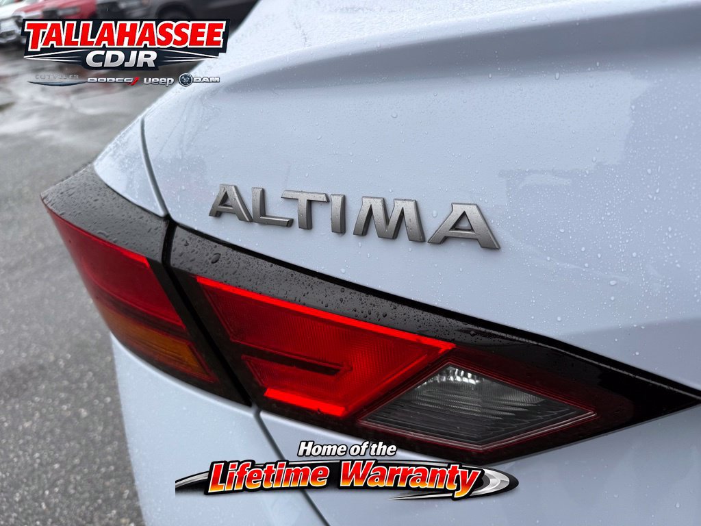 Used 2024 Nissan Altima 2.5 SR AWD/4WD image 6