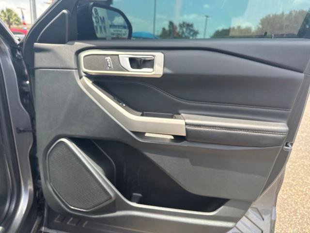 Certified 2023 Ford Explorer XLT RWD image 25
