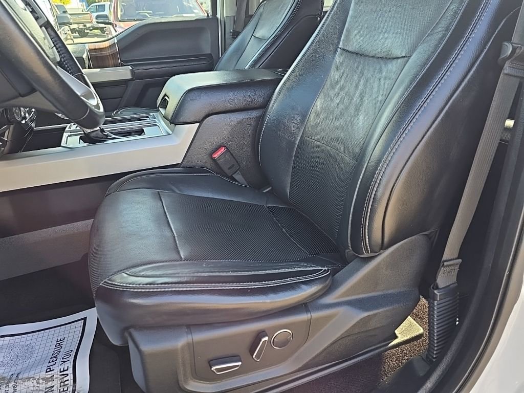 Used 2017 Ford F150 Lariat image 18